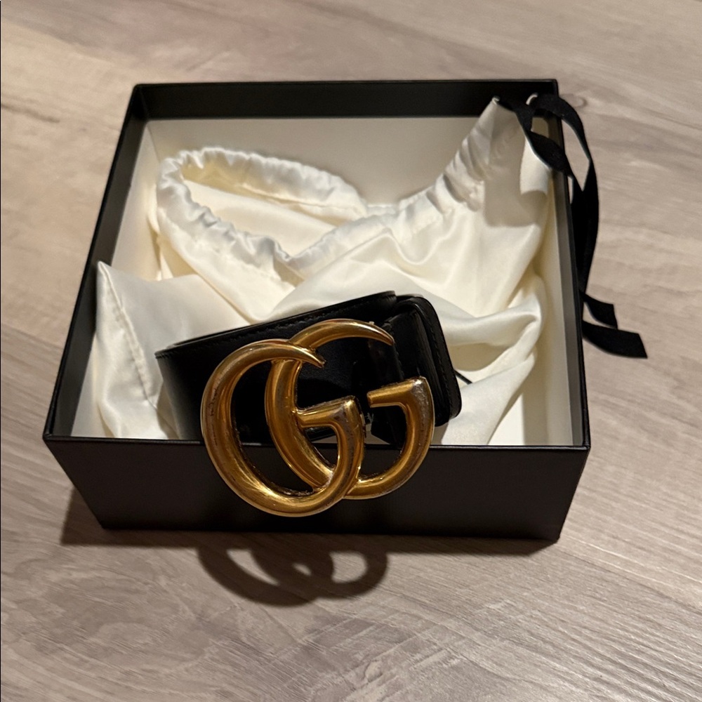 Gucci Women's Belt with Gold GG Buckle